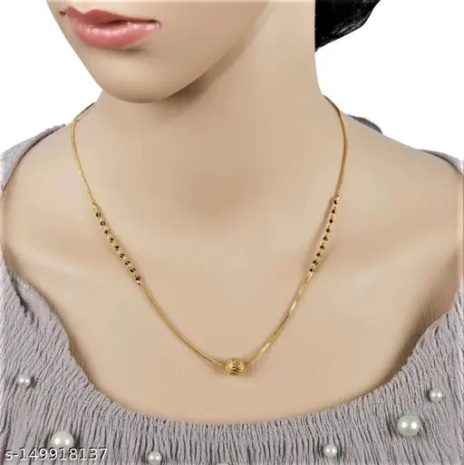 'Suhag' Celebration 'Mangalsutra' Combo Pack With Earring (Pack of 5)