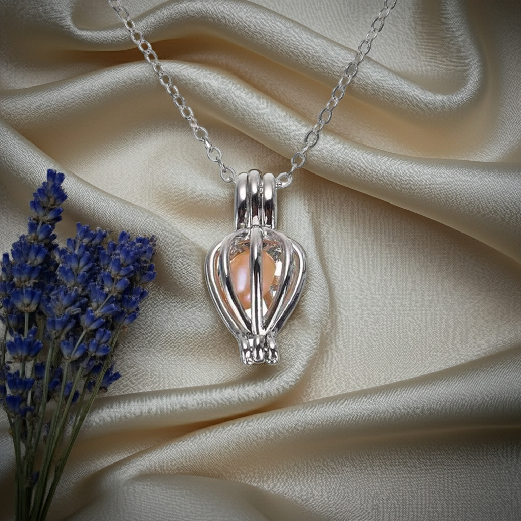 Ocean’s Hidden Heart - Pearl Gift with Pendant